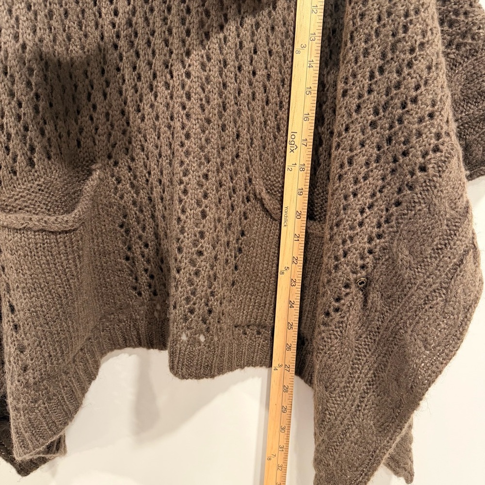 BCBGmaxazria Wool Blend Poncho Sweater Brown Open Knit Front Pockets Size S/M - Picture 6 of 6